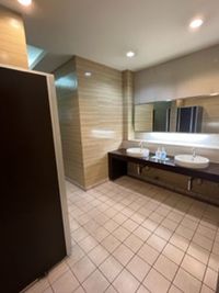 カラオケビッグエコー 屋島店 《1名用》テレワークルームの室内の写真