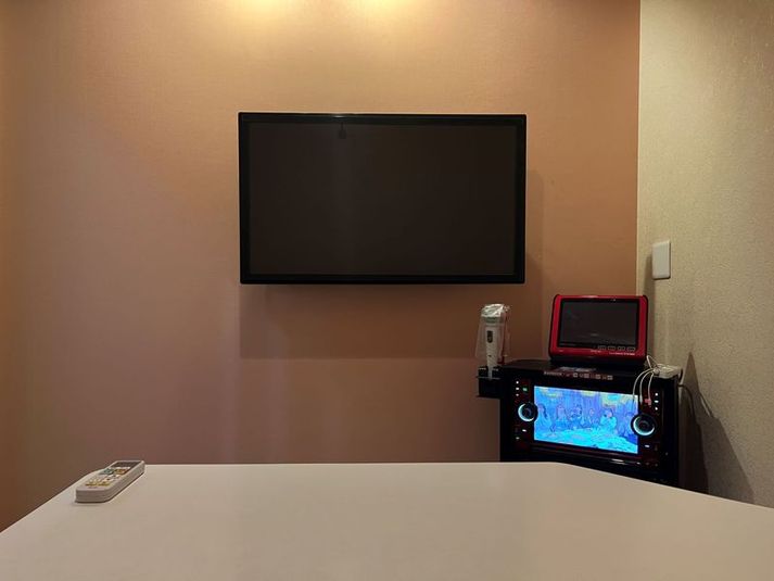 《1名用》テレワークルーム - カラオケビッグエコー レインボー店 