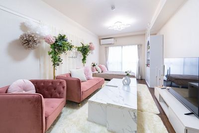 Katy(ケイティ)心斎橋 Katy(ケイティ)心斎橋/ピンクを基調とした高級スペース💖の室内の写真