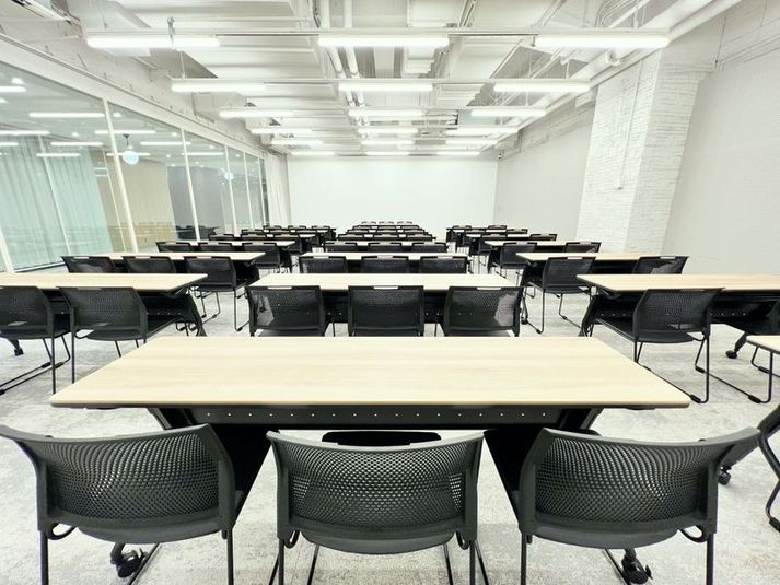 ＼早割室料10%オフ／RoomA【当日予約OK】 - 名古屋会議室 広小路本町ビルディング ホール&カンファレンス