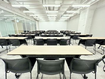 名古屋会議室 広小路本町ビルディング ホール&カンファレンス ROOM A（当日予約OK）（B1階）の室内の写真