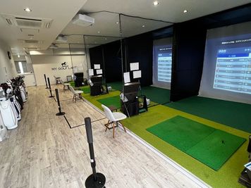 MY GOLF LANE浅草 インドアゴルフスタジオ　マイゴルフレーン浅草 (5番打席）の室内の写真