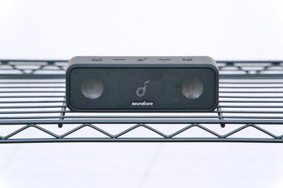 Bluetoothスピーカー（無償）で音楽をご利用下さい。 - ダンスが出来るレンタルスタジオ『D-PARKS秋葉原３Ｂ』 レンタルスタジオ『D-PARKS秋葉原 ３Ｂスタジオ』の設備の写真