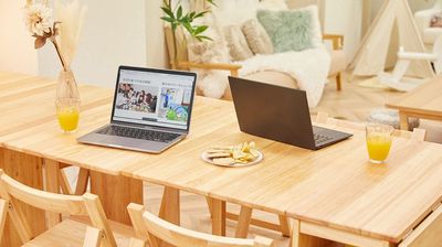 子供をそばで遊ばせながら仕事をすることも - Moff room《秋葉原店》 🧸Moff room🧸1〜15名様用ママ会向けスペースの室内の写真