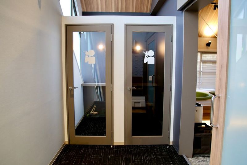 【多目的会議室】U Work Shiratama - U Work Shiratama (コワーキングスペース）