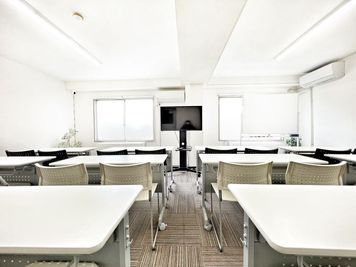 お気軽会議室新大阪cometの室内の写真