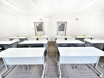お気軽会議室新大阪cometの室内の写真