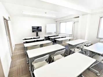 お気軽会議室新大阪cometの室内の写真