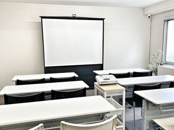 お気軽会議室新大阪cometの室内の写真