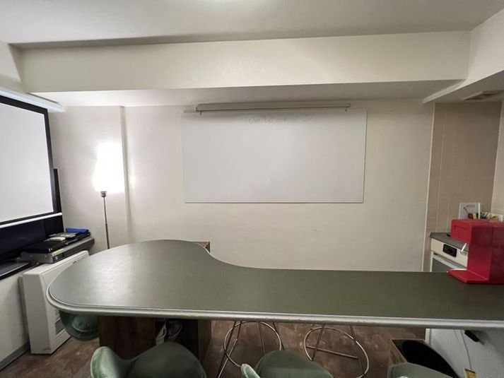 【多目的室】カウンター・炭酸水製造機・台所、会議、交流会に推し！ - 分譲マンション内（専用部分１室）