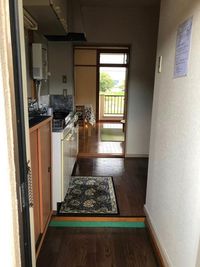 玄関から - ハナリンオフィスレンタルルーム（大花ハイツ208）の入口の写真