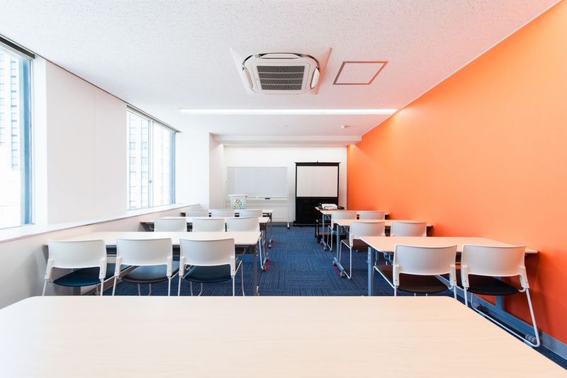 名古屋栄703会議室【定員21名】みんなの貸会議室名古屋栄店 - みんなの貸会議室　名古屋栄店