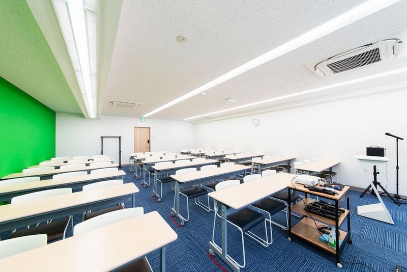 名古屋栄706会議室【定員54名】みんなの貸会議室名古屋栄店 - みんなの貸会議室　名古屋栄店