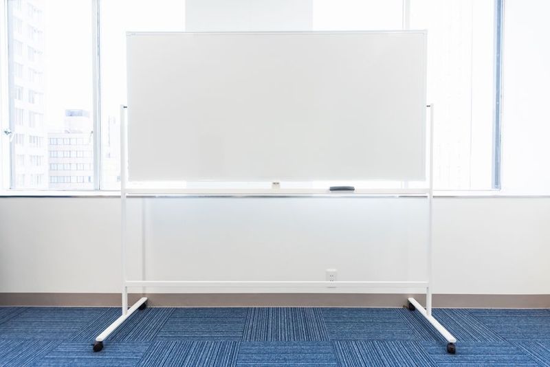 名古屋栄706会議室【定員54名】みんなの貸会議室名古屋栄店 - みんなの貸会議室　名古屋栄店