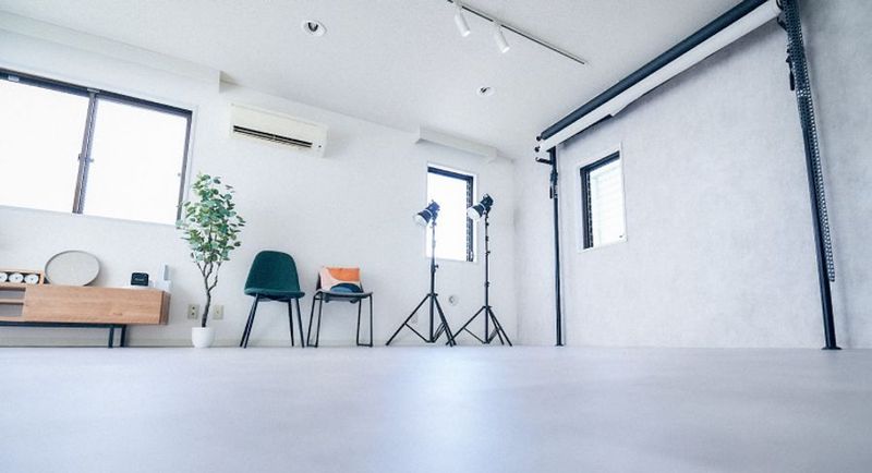 シンプルな空間と白背景はあなたのクリエイティブを幅広く手助けします - 撮影スタジオ プロローグ [神泉・渋谷]撮影スタジオ プロローグの室内の写真