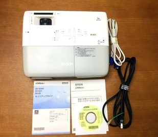 エキマエ会議室　三宮 丸ごと貸切!!大型スクリーン完備の設備の写真