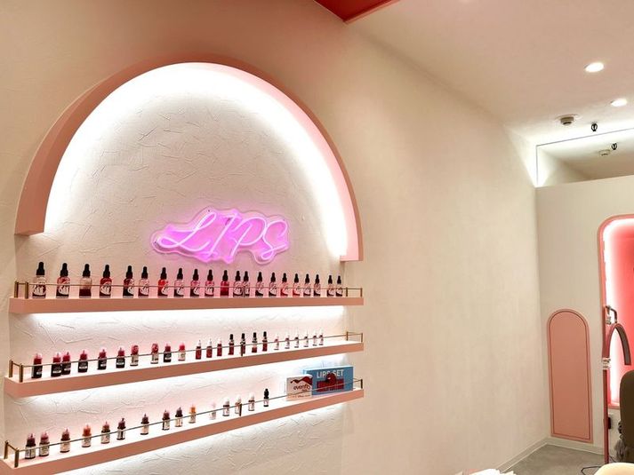 施術ベット、カート付きレンタルスペース - 389Lips Labo