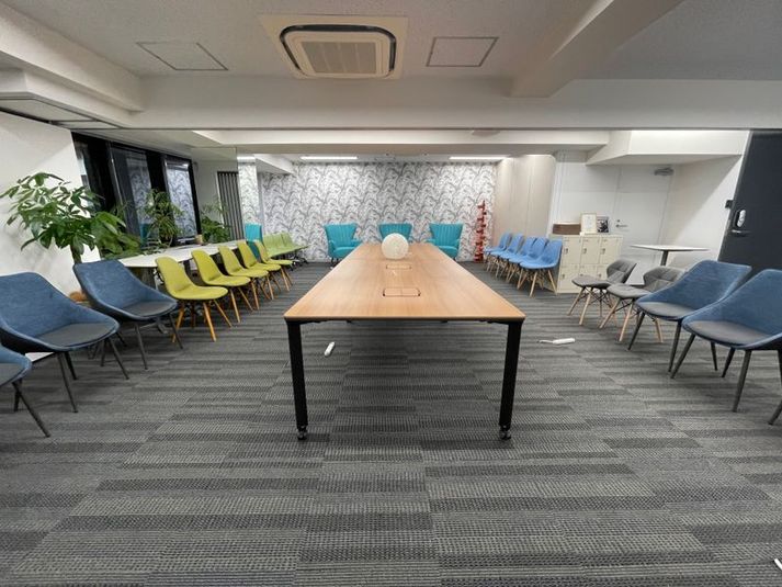 スペース A＋B - ウィズスクエア・GLOXIA銀座店