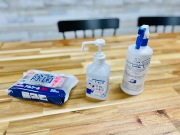 感染症対策でアルコール除菌グッズも揃えております。 - ビスタ名古屋駅前 11〜20名様専用_ビスタ名古屋駅前の設備の写真