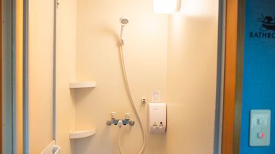 シャワー4室 - モンキージム フィットネスクラブ内レンタルジムのその他の写真