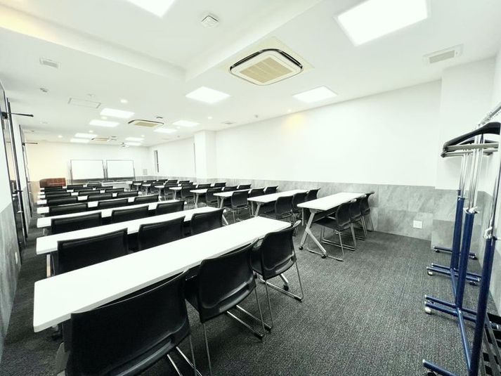 《レビュー割対象》RoomB（ｾﾙﾌ設営/什器寄/当日予約OK） - 名古屋会議室 ATS広小路ビル栄駅前店