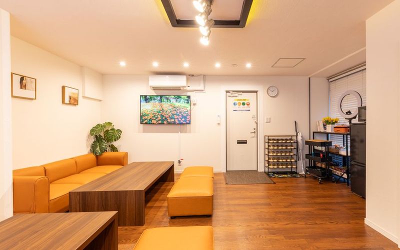 Space Side (603) - Classic Side 新大久保 603