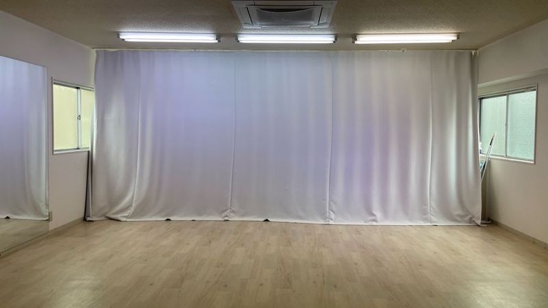 一社駅すぐ 商用利用可能！鏡があるダンススタジオ！ - Issya R Studio