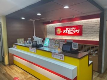 カラオケメガビッグ 高槻店 《1名用》テレワークルームの室内の写真
