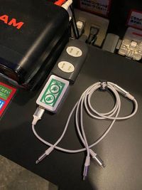 カラオケ ビッグエコー高松フェリー通り店 《2～4名用》会議・打ち合わせ用ルーム【サイズS】の室内の写真