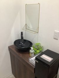 洗面台 - RURUDI RURUDIレンタルサロンの室内の写真