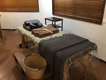 完全個室の施術スペース - minoriba_京都山科店 レンタルサロンの室内の写真