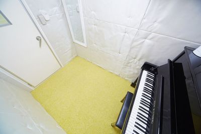 ブリアサロン用賀駅 南口徒歩１分 【即決】ピアノ防音室A（WIFIの室内の写真