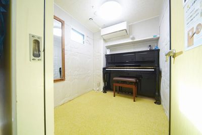 ブリアサロン用賀駅 南口徒歩１分 【即決】ピアノ防音室B（WIFIの室内の写真