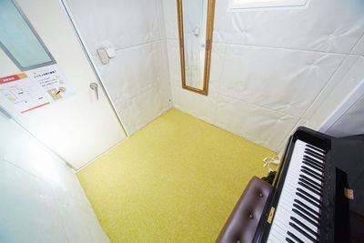 各種習い事にも - ブリアサロン用賀駅 南口徒歩１分 防音室B（ピアノ）【WIFI】の室内の写真