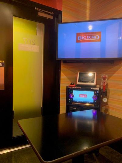 《1名用》テレワークルーム - カラオケビッグエコー 博多筑紫口２号店