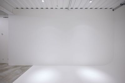 スタジオぜっと アマチュアからプロまで対応できる本格的な白ホリスタジオ。の室内の写真