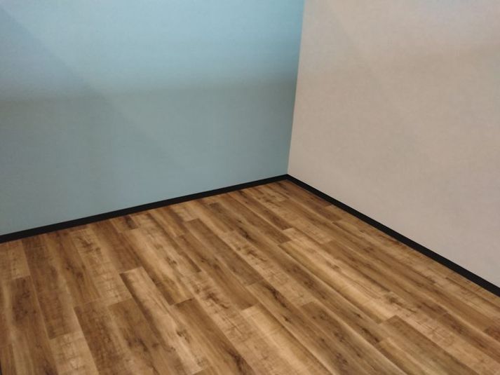 260㎝×320㎝フリースペース☆施術ベット使用可能な広さ - 建物名はなし