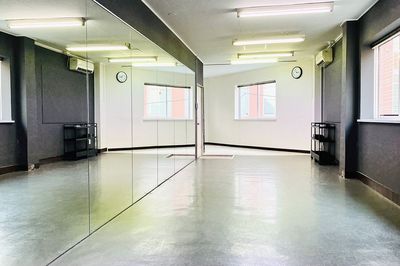 ダンスやヨガなどの教室に最適‐神戸三宮レンタルスタジオStork三ノ宮駅徒歩4分【ダンスができるレンタルスタジオ】の室内の写真 - 神戸三宮レンタルスタジオStork 三ノ宮駅徒歩4分【ダンスができるレンタルスタジオ】の室内の写真
