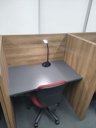 有料自習室 - 自習室トライ三宮店