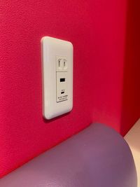 カラオケビッグエコー 天神西通り店 《1～4名用》会議・打ち合わせ用ルーム【サイズS】の室内の写真