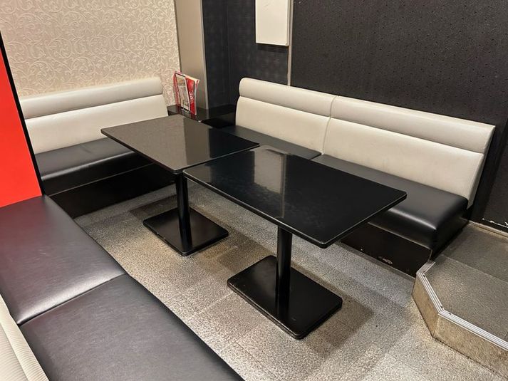 《2~4名用》会議・打ち合わせ用ルーム【サイズS】 - カラオケビッグエコー 御茶ノ水店