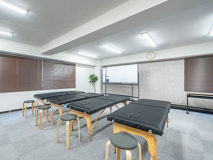  【ROOMs八丁堀店 第2会議室（903号室）】駅 徒歩3分 - 貸会議室ルームス八丁堀店