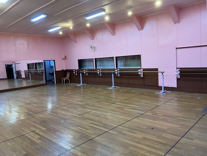 ダンススタジオ - 逗子ダンススタジオAles