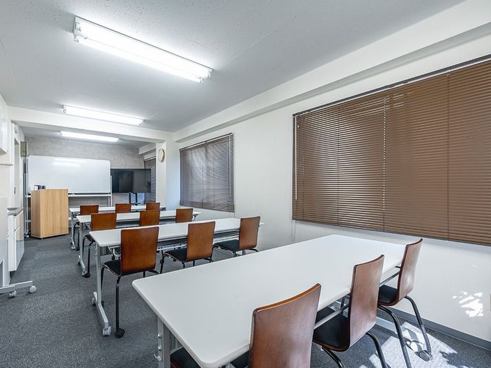  	【ROOMs神田店 第1会議室】会議室プラン - 貸会議室ルームス神田店