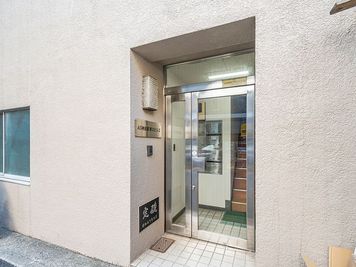 貸会議室ルームス神田店 【ROOMs神田店 第2会議室】会議室プランの外観の写真