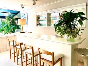 バーカウンター - studio アダマス 多目的スペースの室内の写真