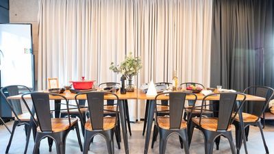 女子会、ママ会、二次会、スポーツ観戦にもお勧めです。 - SPICA大阪 SPICA大阪/1名〜10名様専用の室内の写真