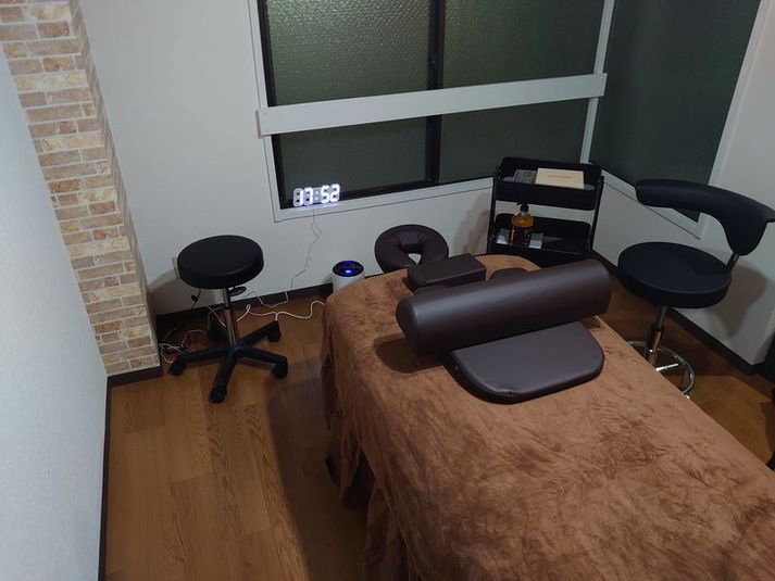 【浅草・入谷】平日3h 3000円！！マッサージ・指圧に最適！ - アロマ・ド・クリエ入谷