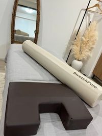 バストマット・ストレッチポール（利用無料） - 阿佐ヶ谷シェアサロン・レンタルサロン・レンタルスペース 【阿佐ヶ谷駅徒歩1分】個室レンタル＆シェアサロン｜エステ・整体等の設備の写真