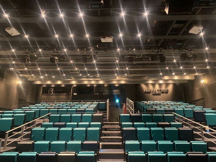 客席 - シアター・アルファ東京 劇場舞台レンタルの室内の写真